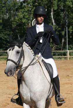 Valentin et Belmonte Nazario cavalier du centre équestre d'Avignon